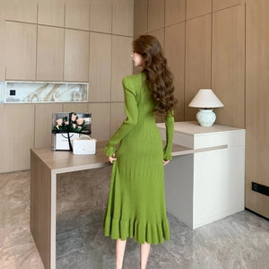 2024 Spring French Fashion Green Knitted Mid length Dress Women V Neck B Button Single Breasted Ruffles Slim Sweater Party Dress
