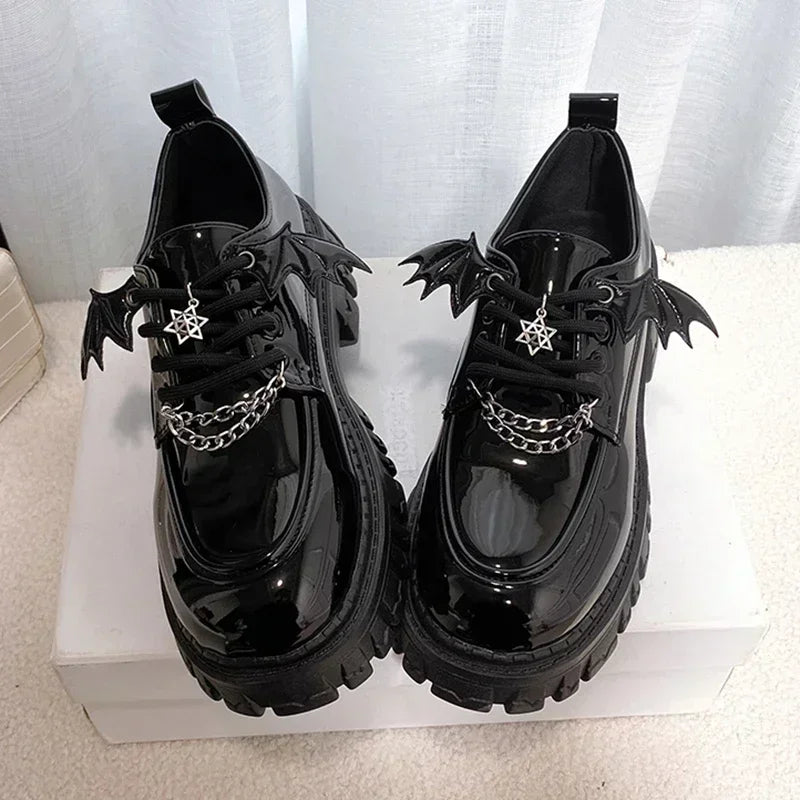 Metal Chain Gothic Platform Shoes Women College Style Wing Footwear Ladies Casual Comfort Mary Jane Fashion Non-slip Loafer Shoe