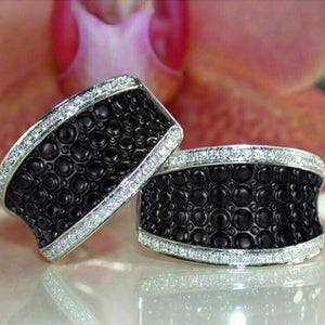 Personality Black Enamel Hoop Earrings with White Cubic Zirconia Modern Fashion New Earrings for Women Fashion Jewelry