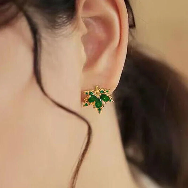 Dainty Maple Leaves Shaped Stud Earrings with Cubic Zirconia Versatile Daily Lady Engagement Jewelry Chic Accessories Hot