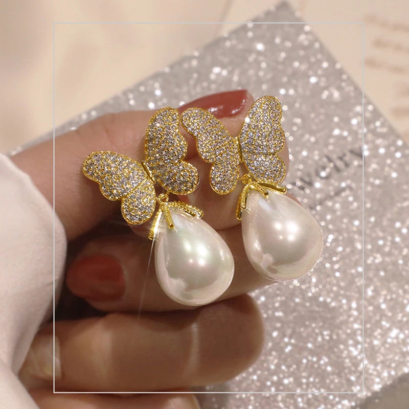 Aesthetic Butterfly Earrings with Pear Imitation Pearl Exquisite Earrings for Women Wedding Party Luxury Trendy Jewelry