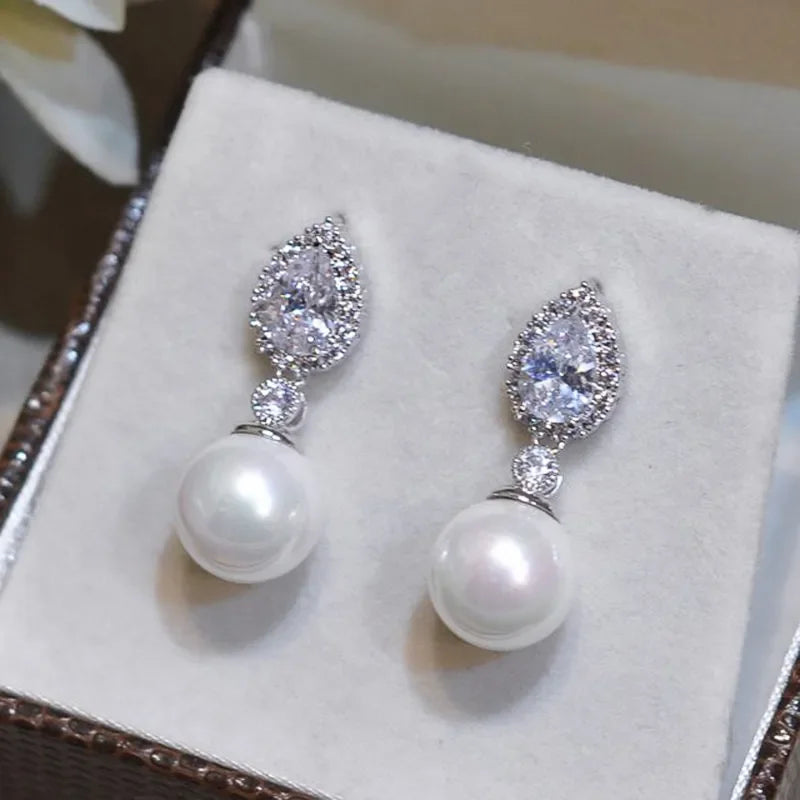 New Trend Imitation Pearl Dangle Earring for Women Luxury Silver Color Bling Cubic Zirconia Fashion Elegant Lady Jewelry