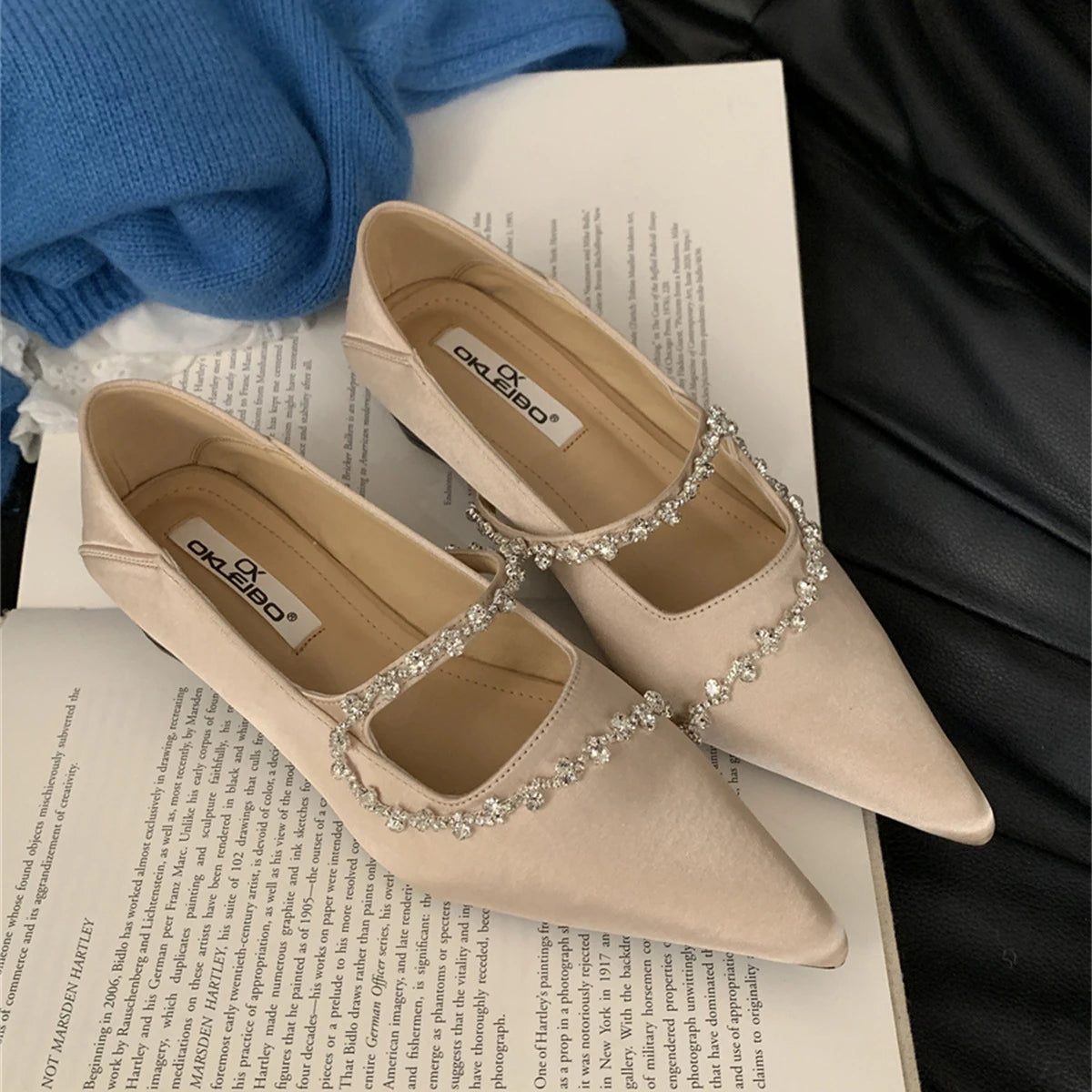 Rhinestone Chain Designer Women Shoes Pointed Toe Dress Shoes Female Low Heel Comfort Footwear Women Zapatos De Mujer