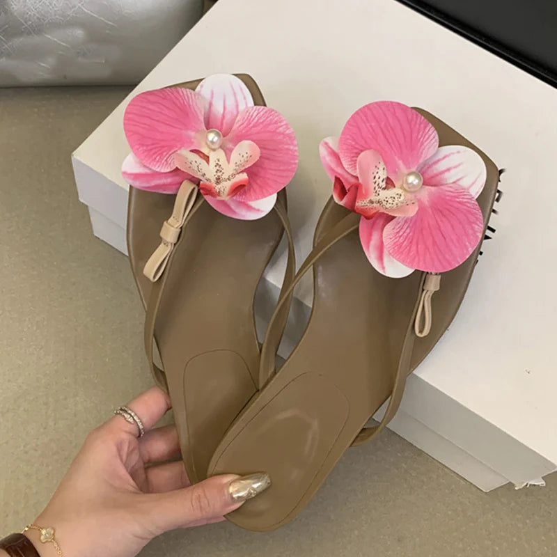 Fashion Pearl Flowers Pinch Narrow Band Women Slipper Flat Heel Shoes Slip On Sandal Beach Casual Slides Flip Flops - EUFASHIONBAGS