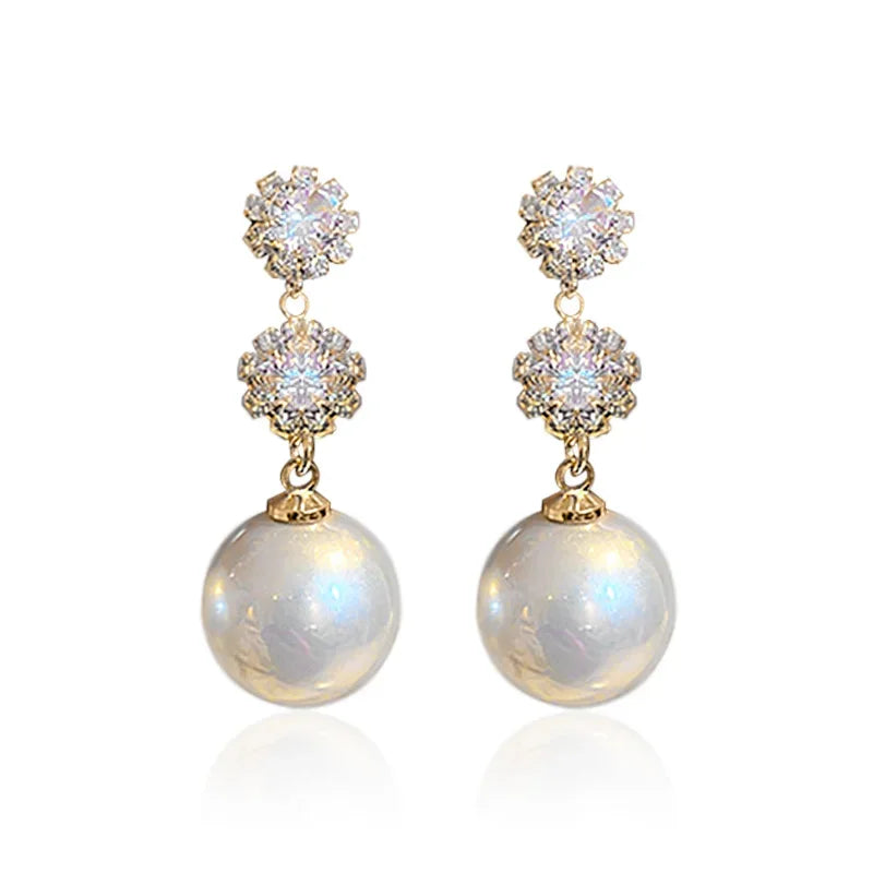 New Trend Imitation Pearl Dangle Earring for Women Luxury Silver Color Bling Cubic Zirconia Fashion Elegant Lady Jewelry