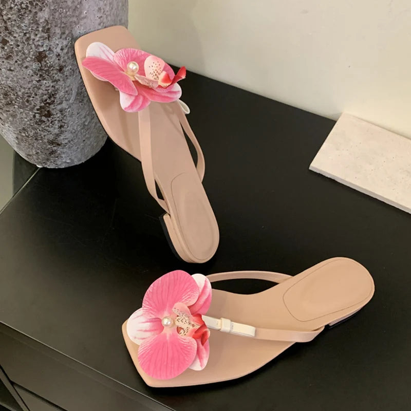 Fashion Pearl Flowers Pinch Narrow Band Women Slipper Flat Heel Shoes Slip On Sandal Beach Casual Slides Flip Flops