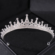 Cargar imagen en el visor de la galería, Crystal Wedding Tiaras And Crowns Rhinestone Princess Diadem Bridal Wedding Hair Accessories Jewelry Crown Tiara For Women Bride