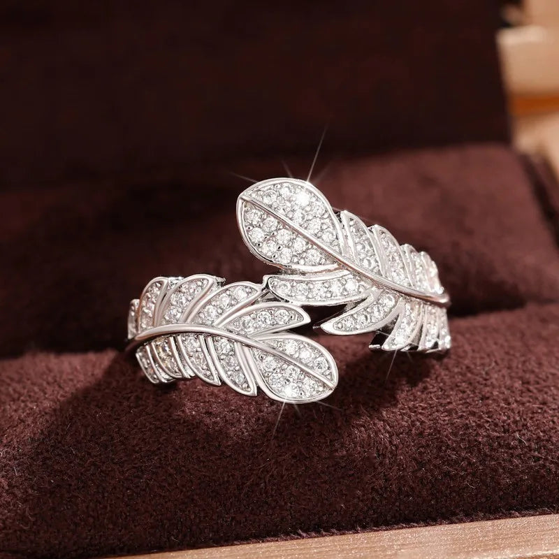 Leaf-shaped Finger Ring Silver Color Paved Brilliant CZ Stone Exquisite Women Accessories Wedding Party Fashion Jewelry