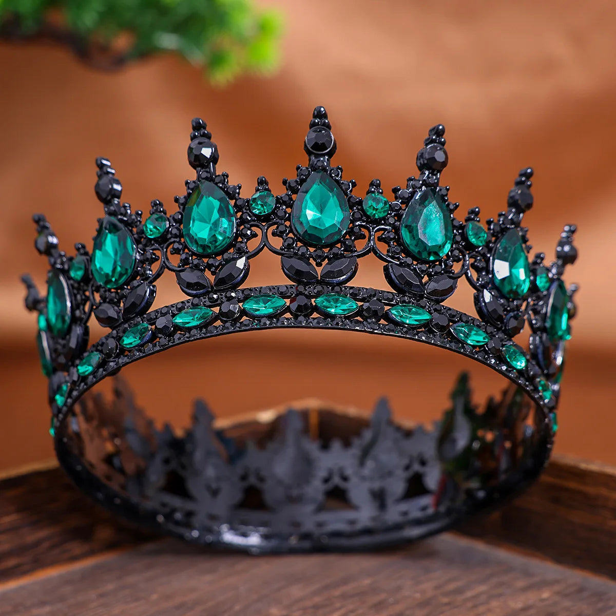 Baroque Royal Queen King Black Crystal Tiaras Crown Women Princess Prom Wedding Tiaras Full Round Diadem Bridal Hair Accessories - EUFASHIONBAGS