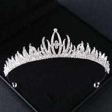 Cargar imagen en el visor de la galería, Crystal Wedding Tiaras And Crowns Rhinestone Princess Diadem Bridal Wedding Hair Accessories Jewelry Crown Tiara For Women Bride