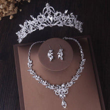 Laden Sie das Bild in den Galerie-Viewer, Fashion Crystal Bridal Jewelry Sets Women Tiaras Earrings Necklaces Set bj01 - www.eufashionbags.com