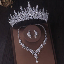 Laden Sie das Bild in den Galerie-Viewer, Fashion Crystal Bridal Jewelry Sets Women Tiaras Earrings Necklaces Set bj01 - www.eufashionbags.com